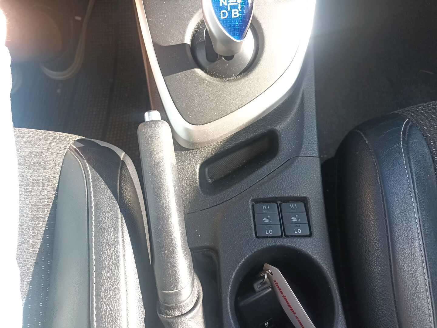 TOYOTA Auris 2014