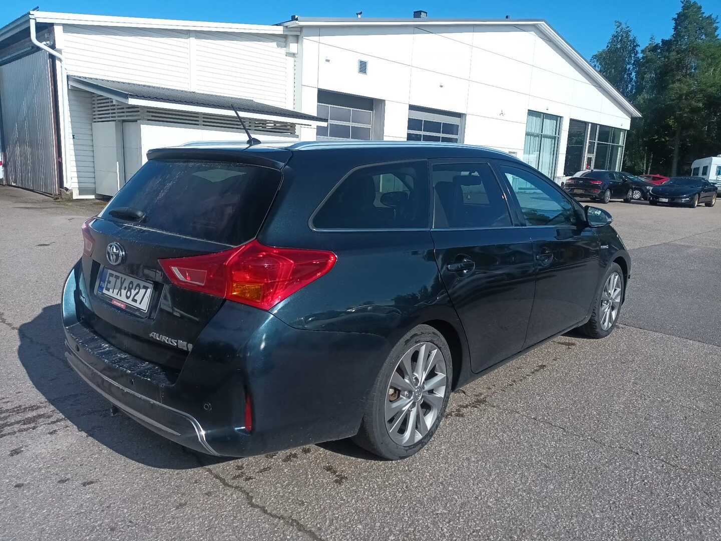 TOYOTA Auris 2014