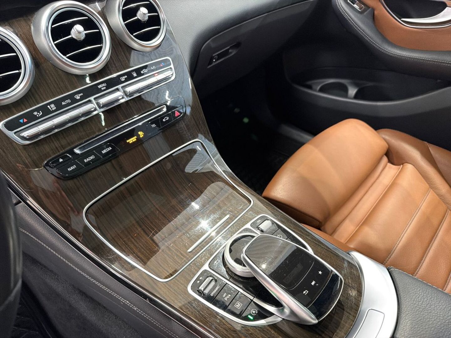 MERCEDES-BENZ GLC 17