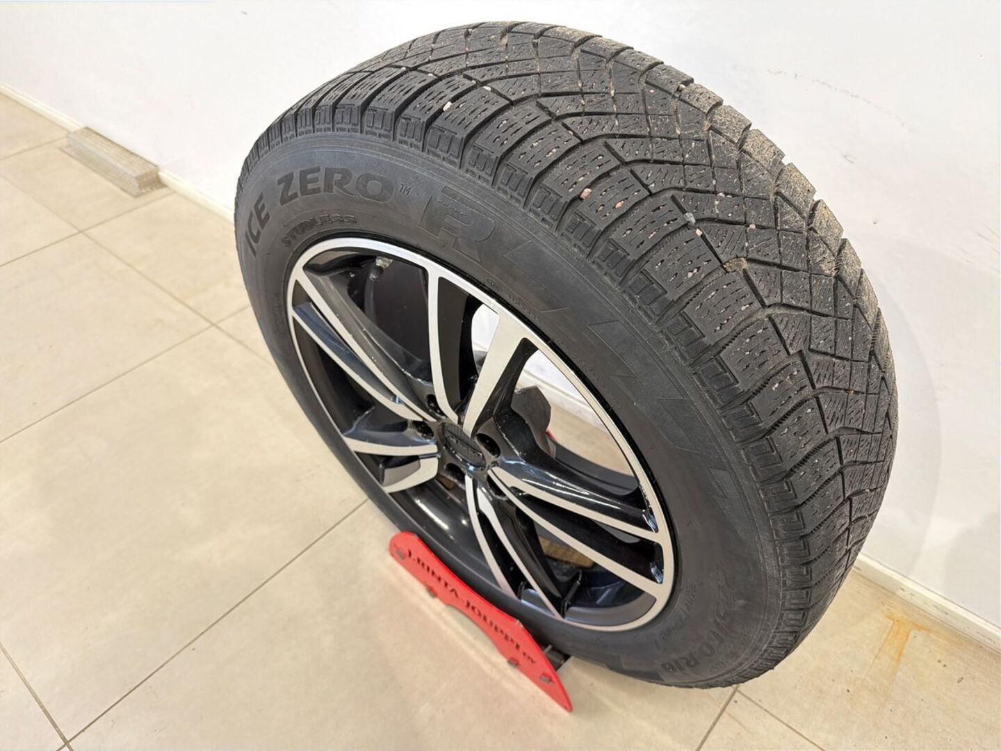 MERCEDES-BENZ GLC 23
