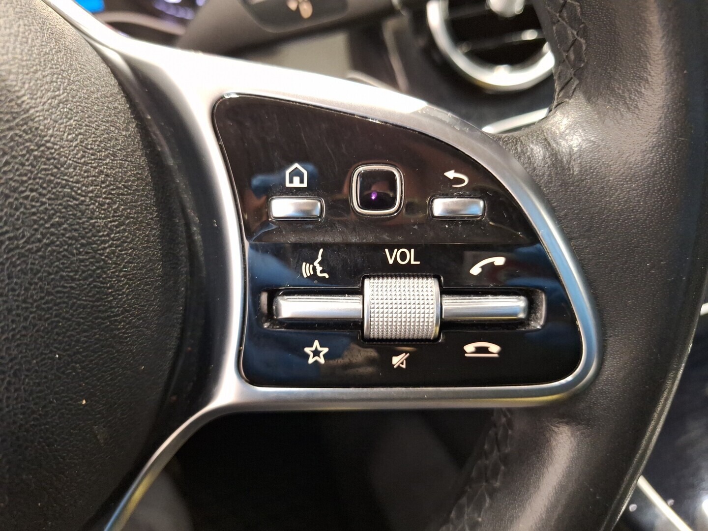 MERCEDES-BENZ C 2018