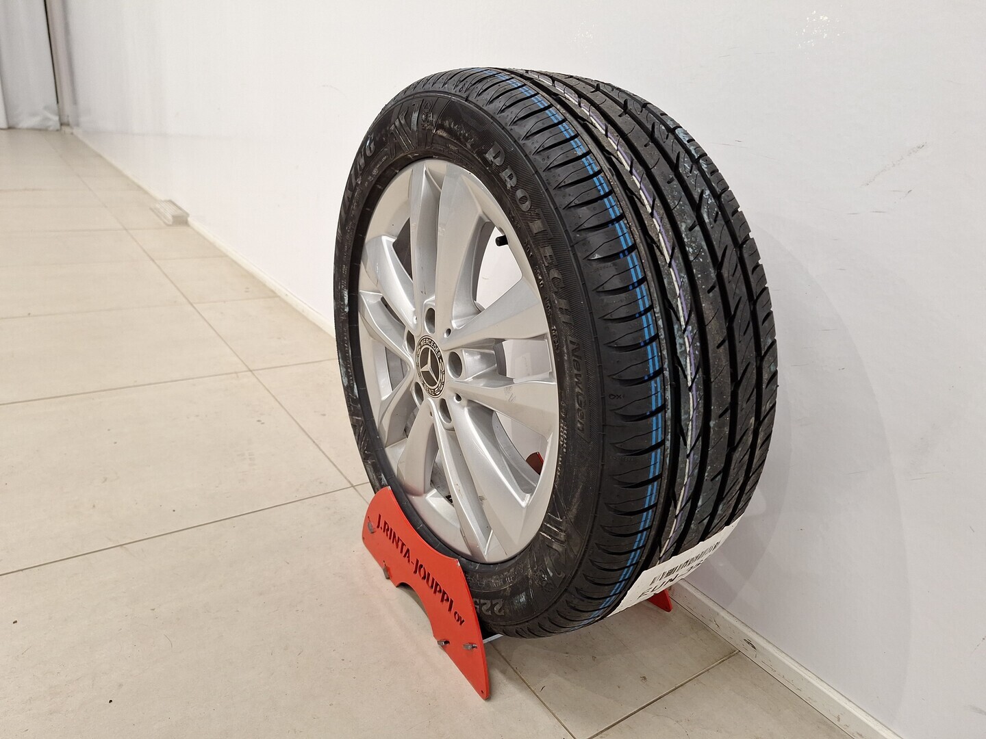 MERCEDES-BENZ C 2018