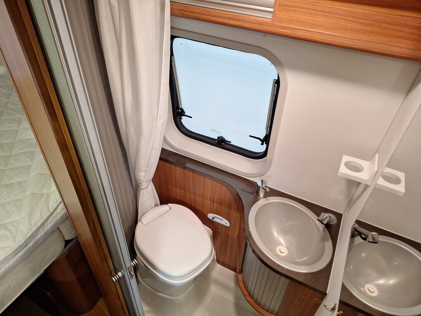 ADRIA Twin 600 SP 2012