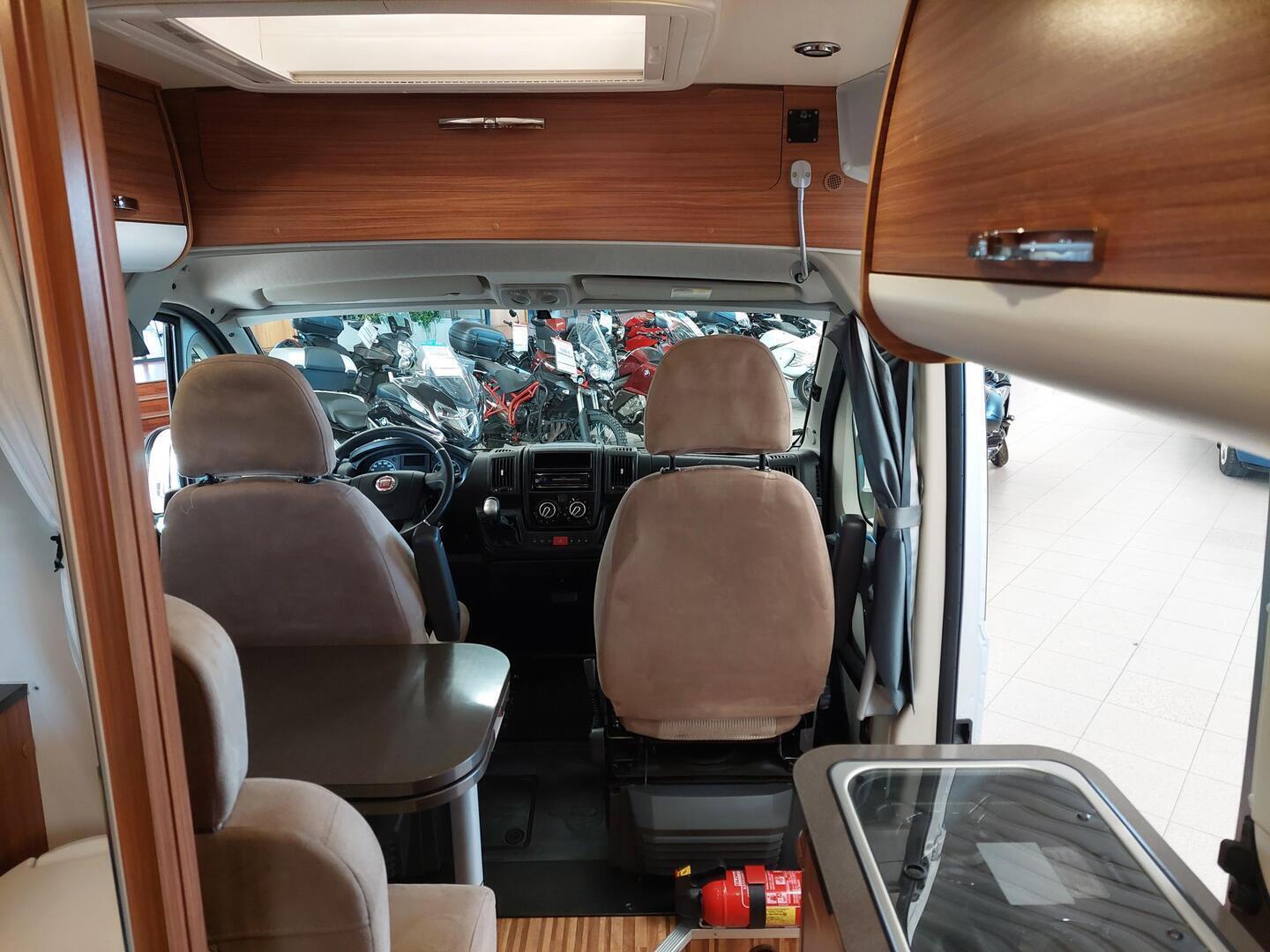 ADRIA Twin 600 SP 2012