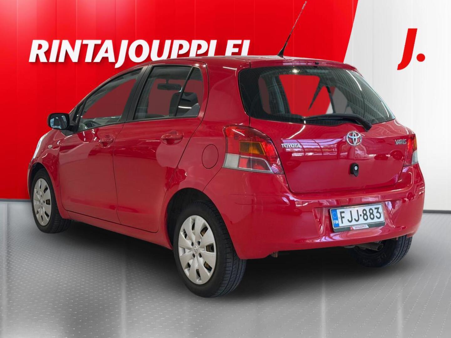 TOYOTA Yaris 2009