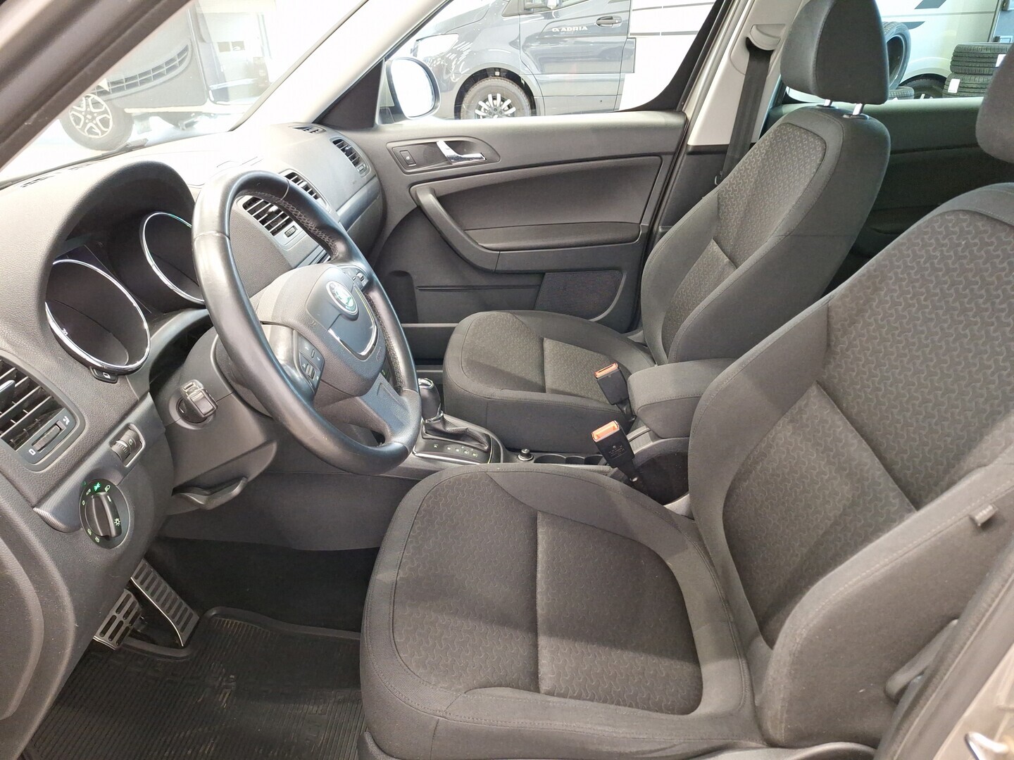 SKODA Yeti 2013