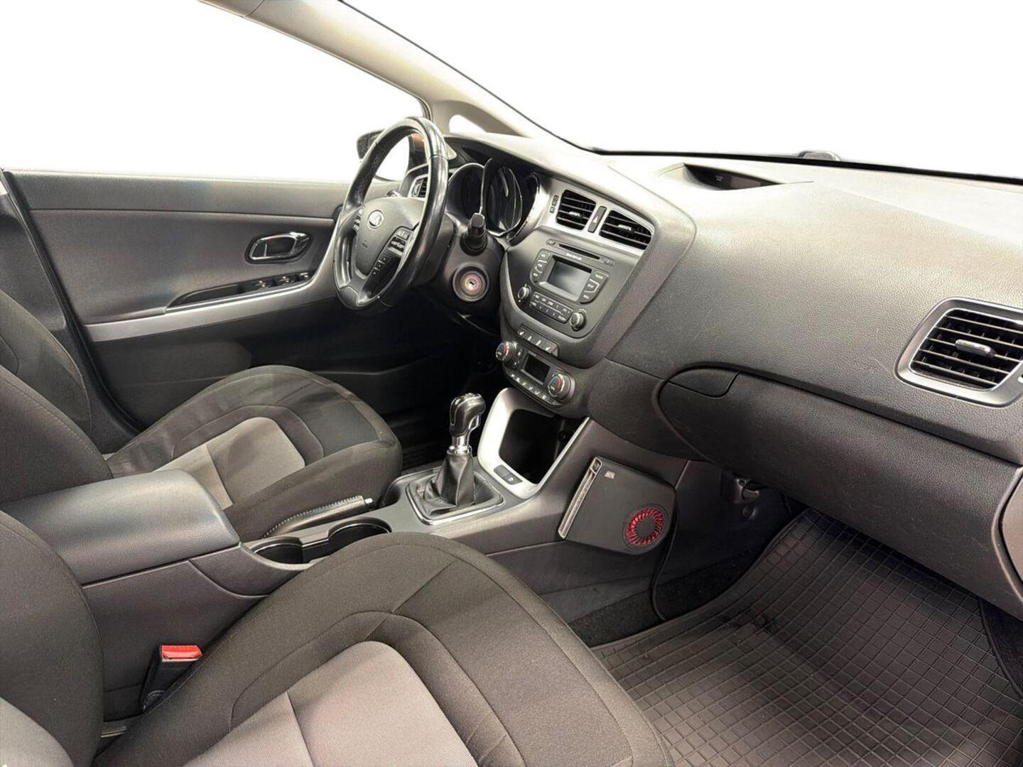 KIA cee'd 2013