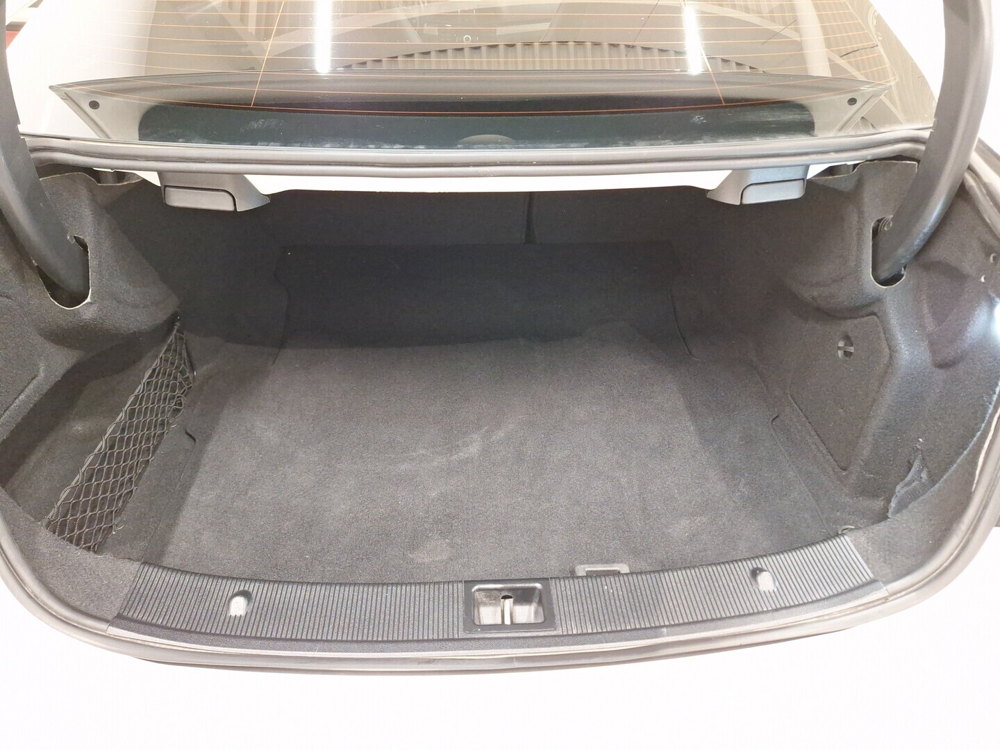 MERCEDES-BENZ E 2010