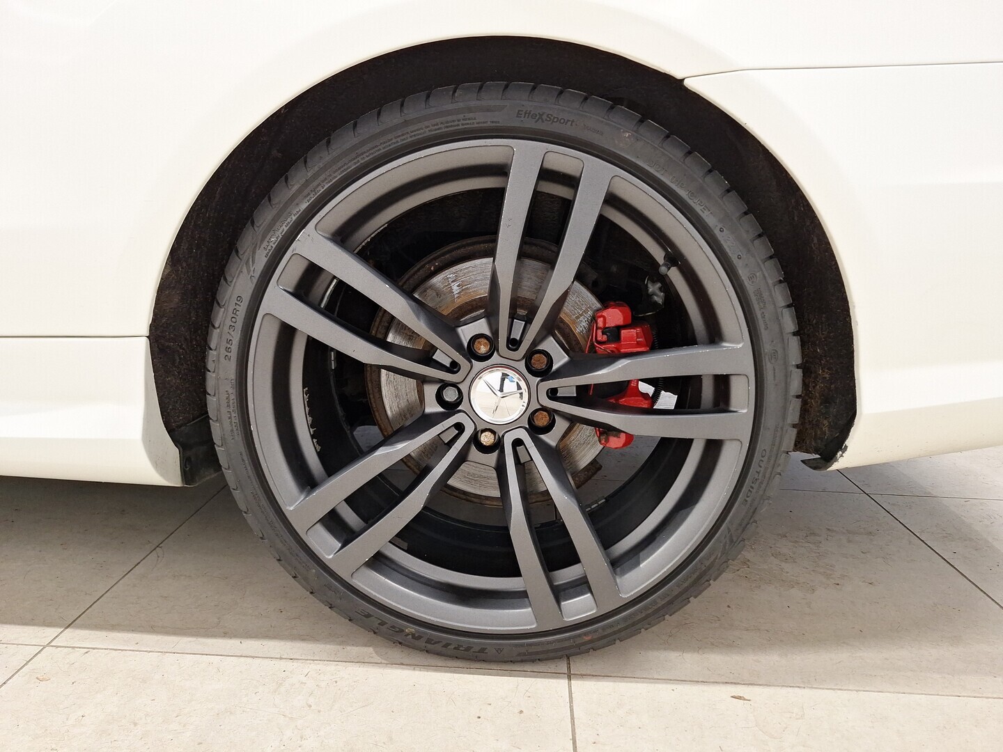 MERCEDES-BENZ E 2010