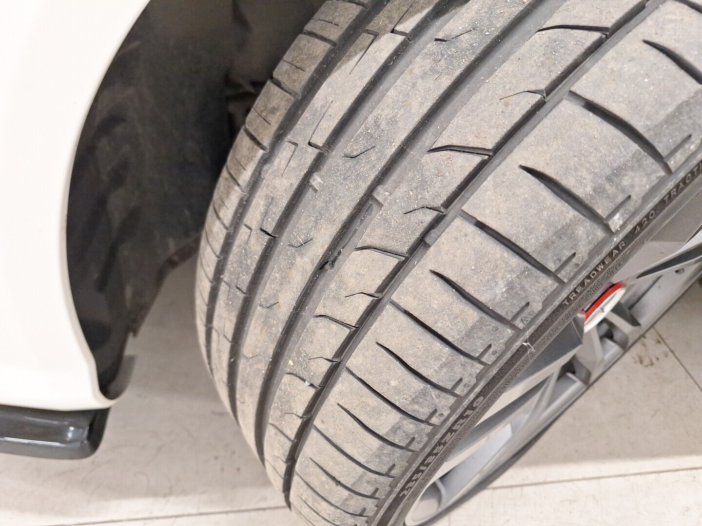 MERCEDES-BENZ E 2010