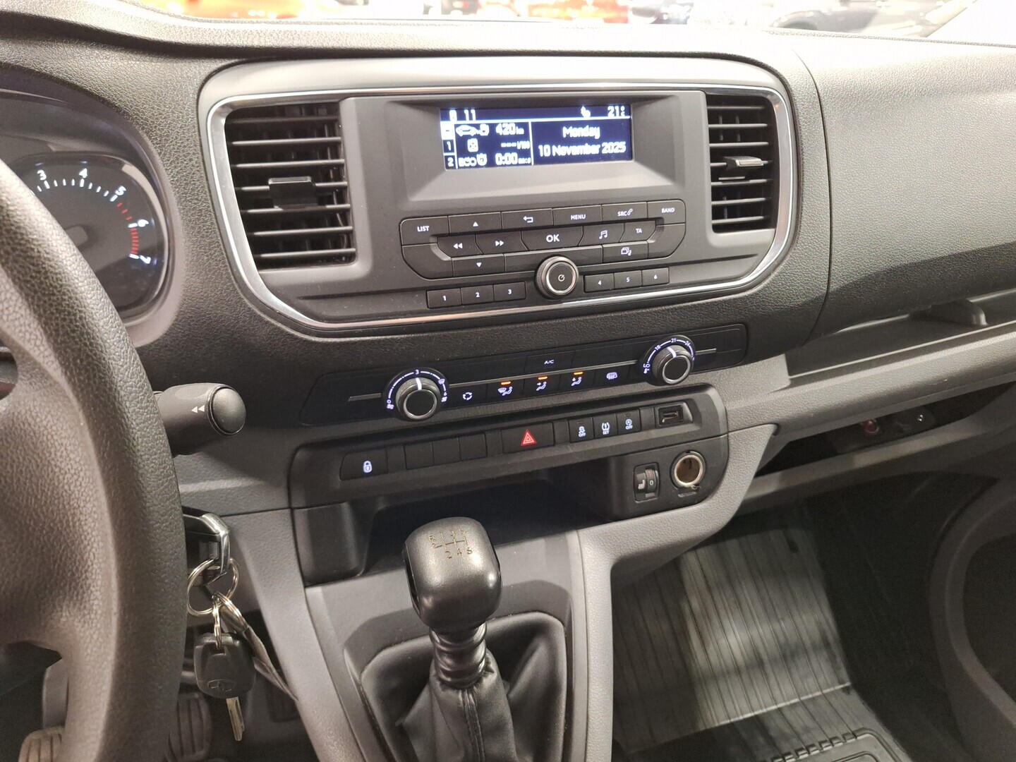 TOYOTA Proace Verso 2017