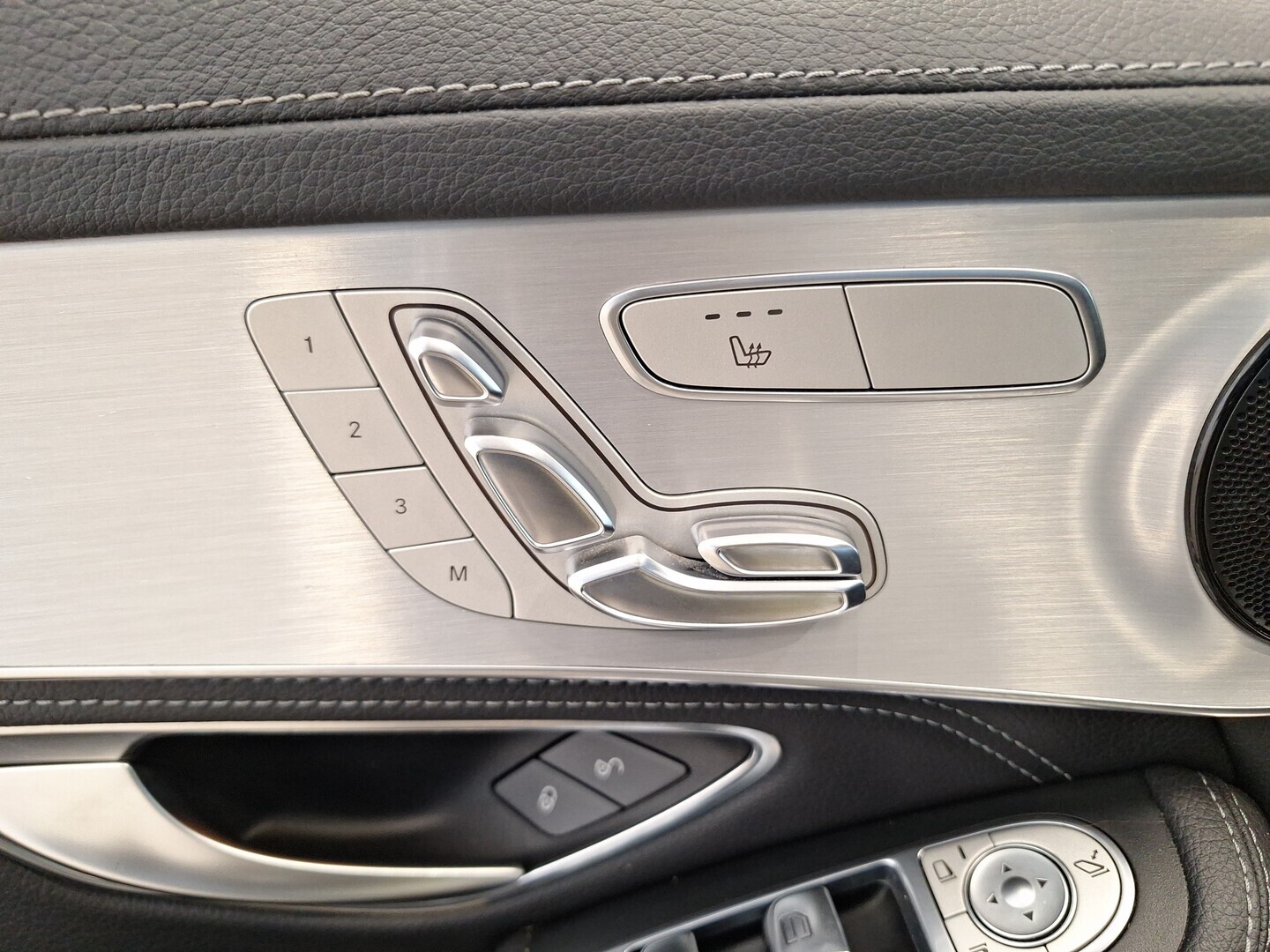 MERCEDES-BENZ GLC 2015
