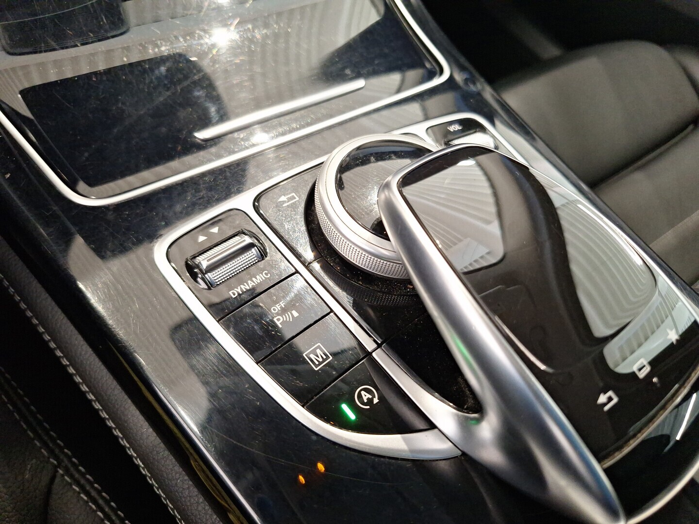 MERCEDES-BENZ GLC 2015