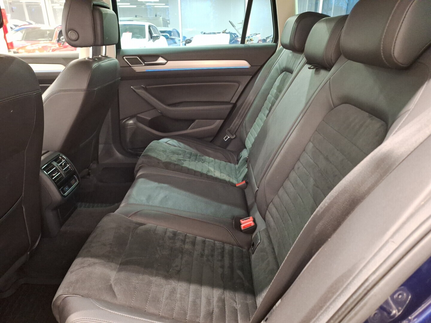 VOLKSWAGEN Passat 2017