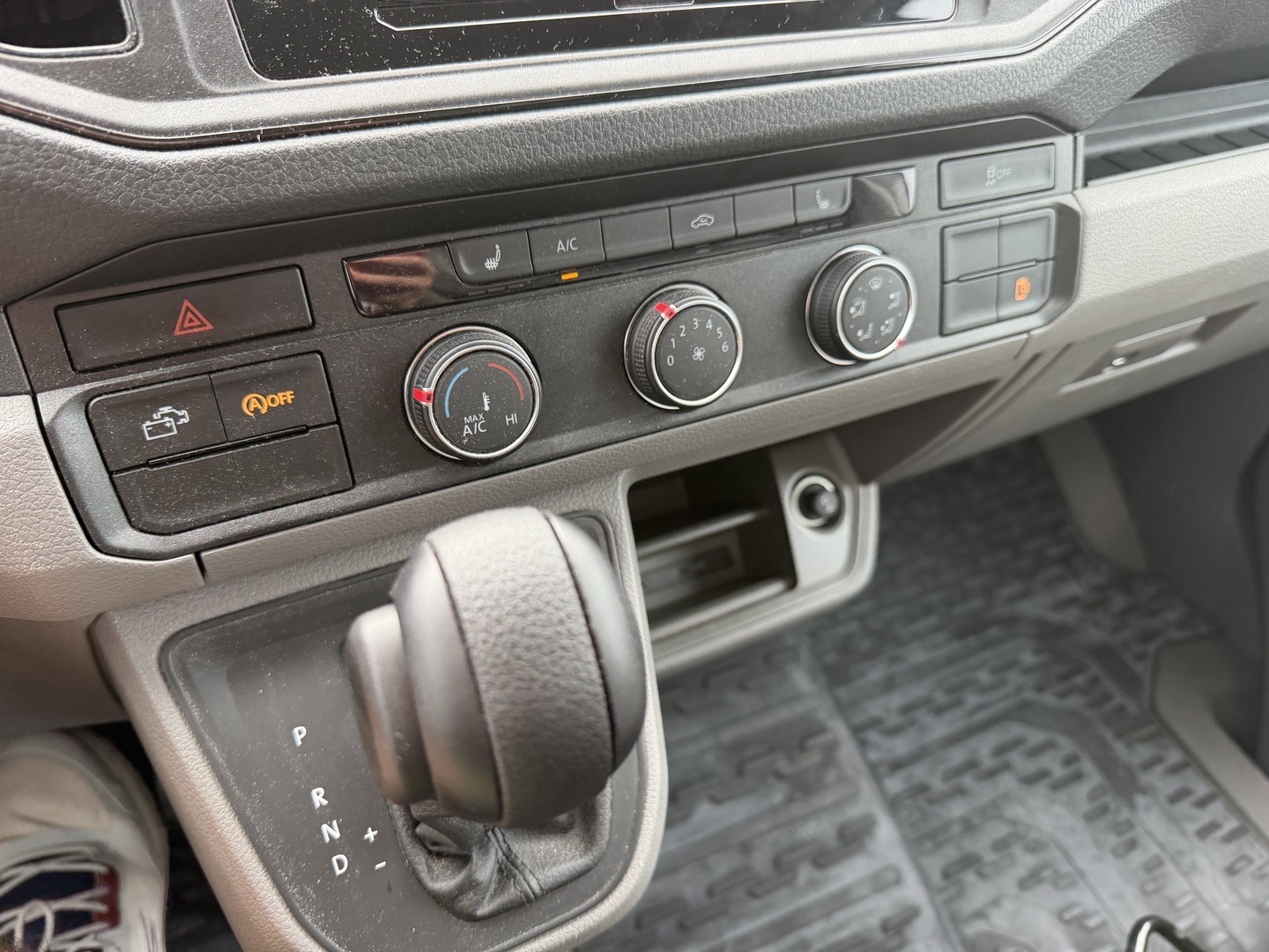 VOLKSWAGEN GRAND CALIFORNIA 2022
