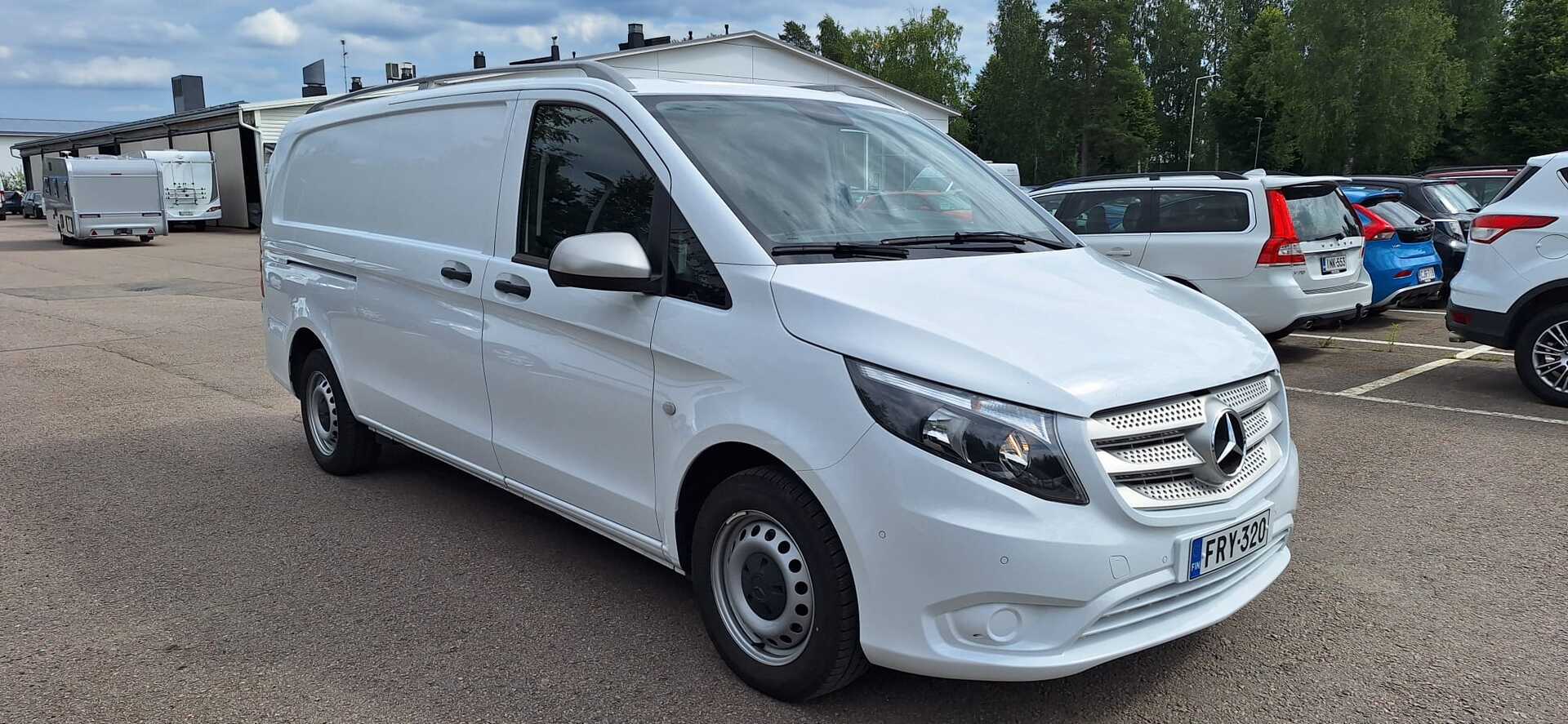 MERCEDES-BENZ Vito 2024