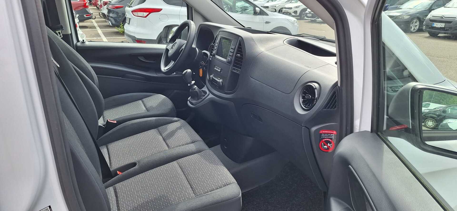 MERCEDES-BENZ Vito 2024