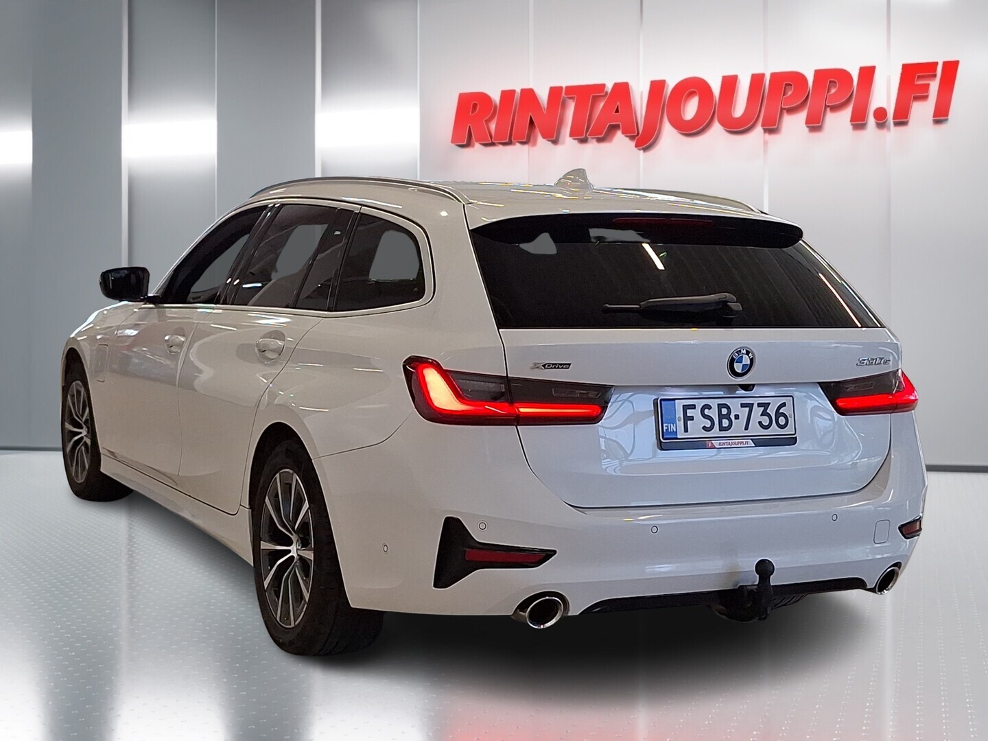 BMW 330 2020