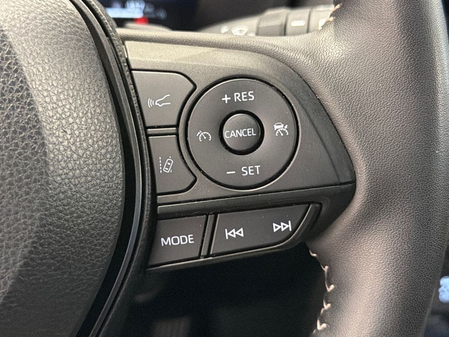 TOYOTA RAV4 Plug-in 2023