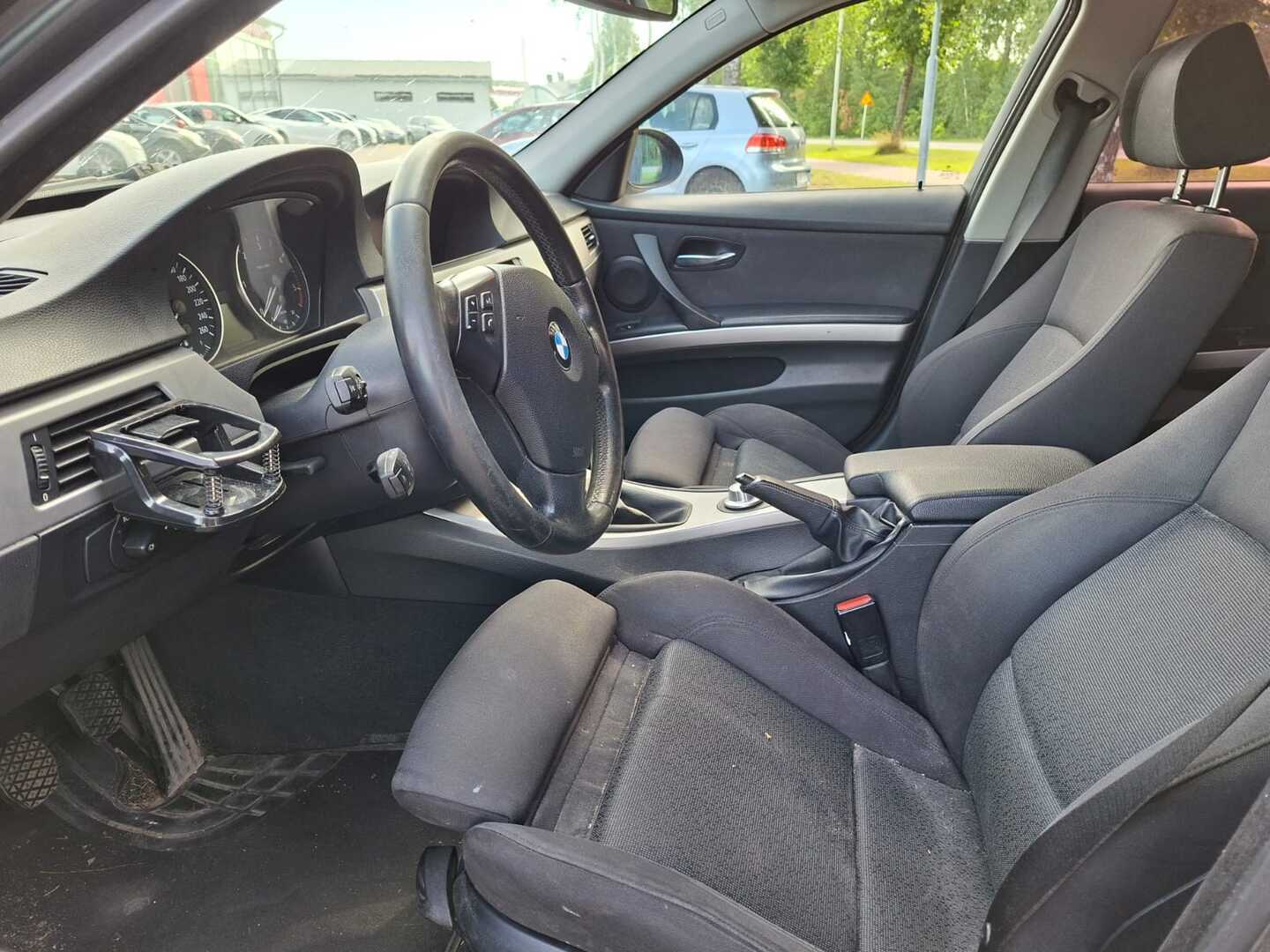 BMW 320 2005
