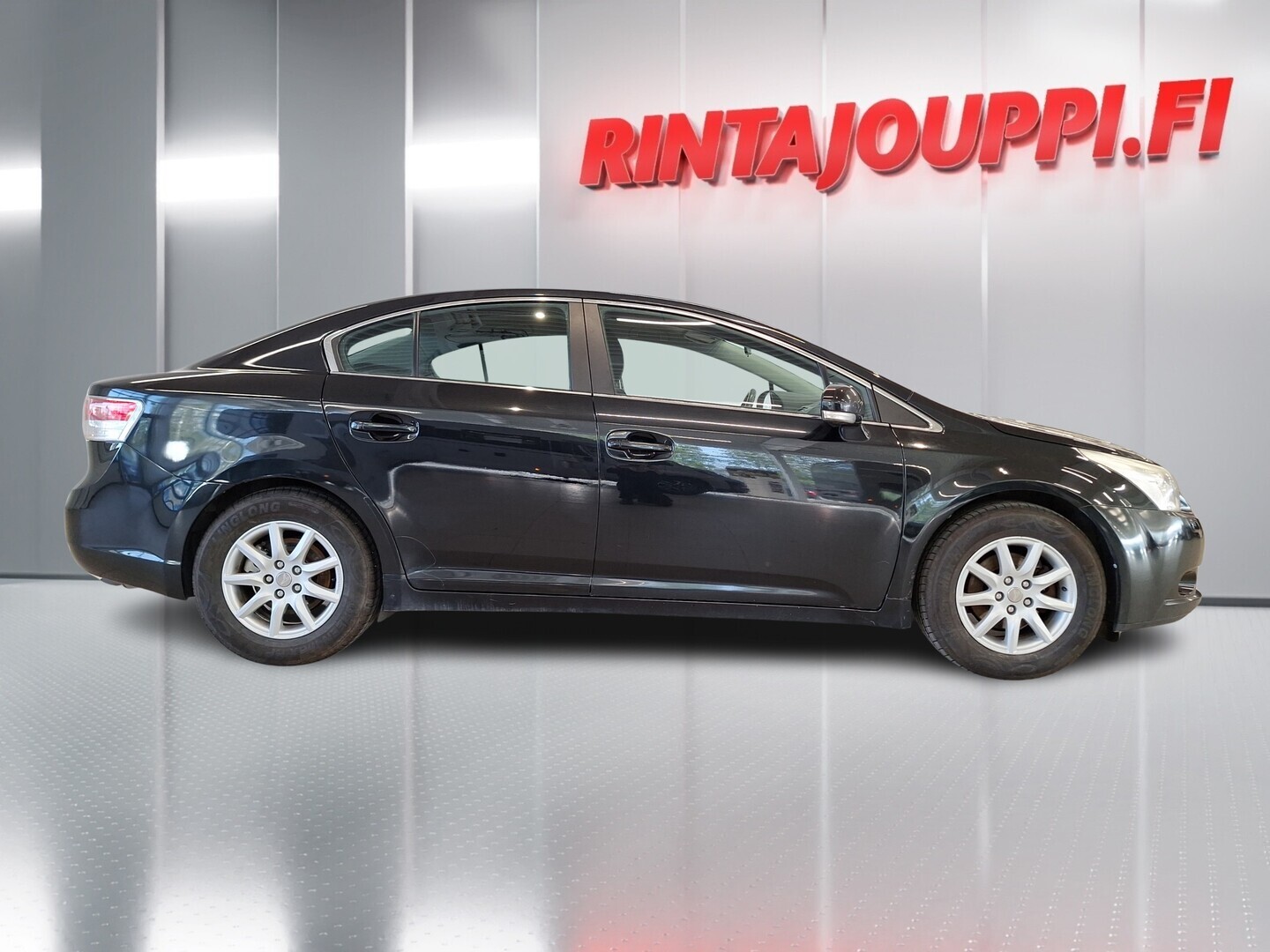 TOYOTA Avensis 2011