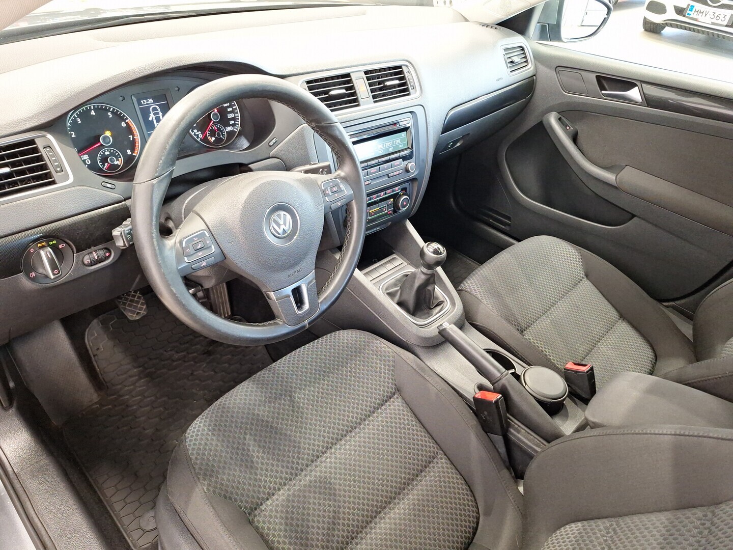 VOLKSWAGEN Jetta 2011