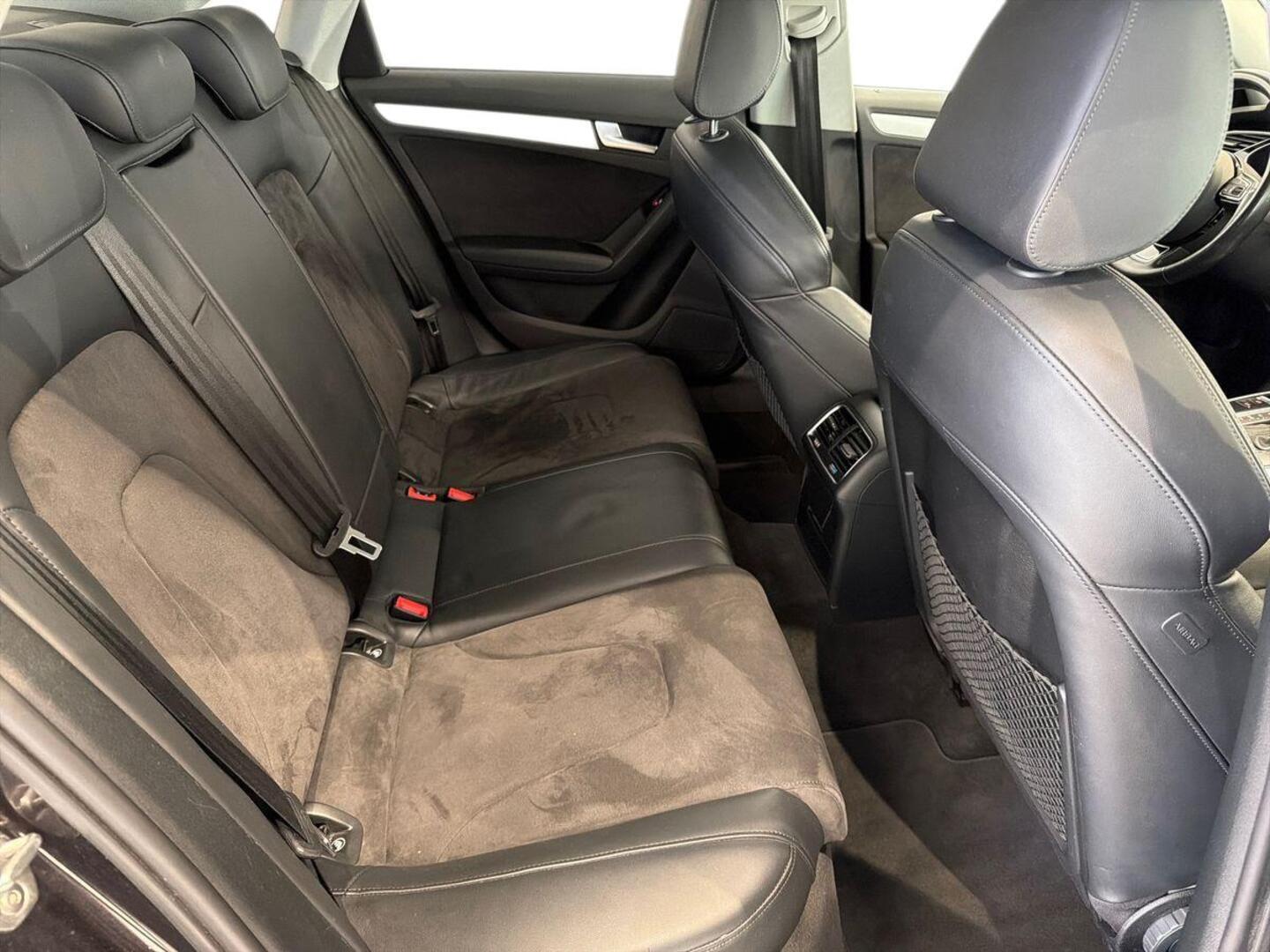 AUDI A4 2015