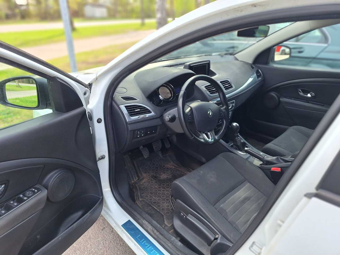 RENAULT Megane 2015