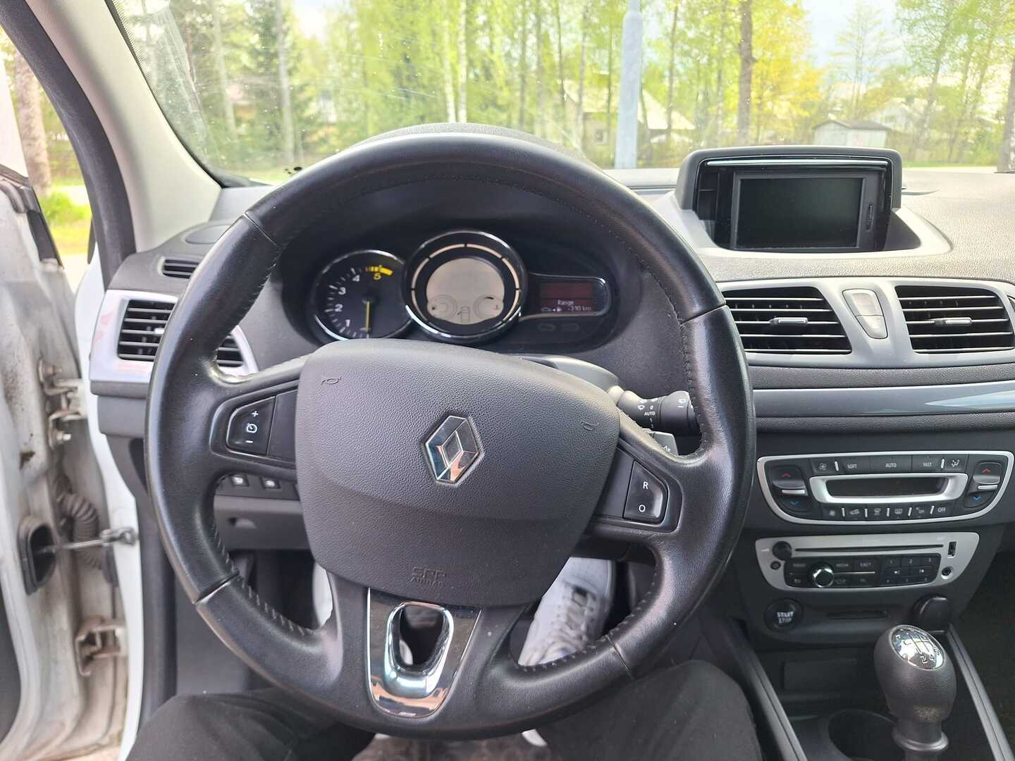 RENAULT Megane 2015