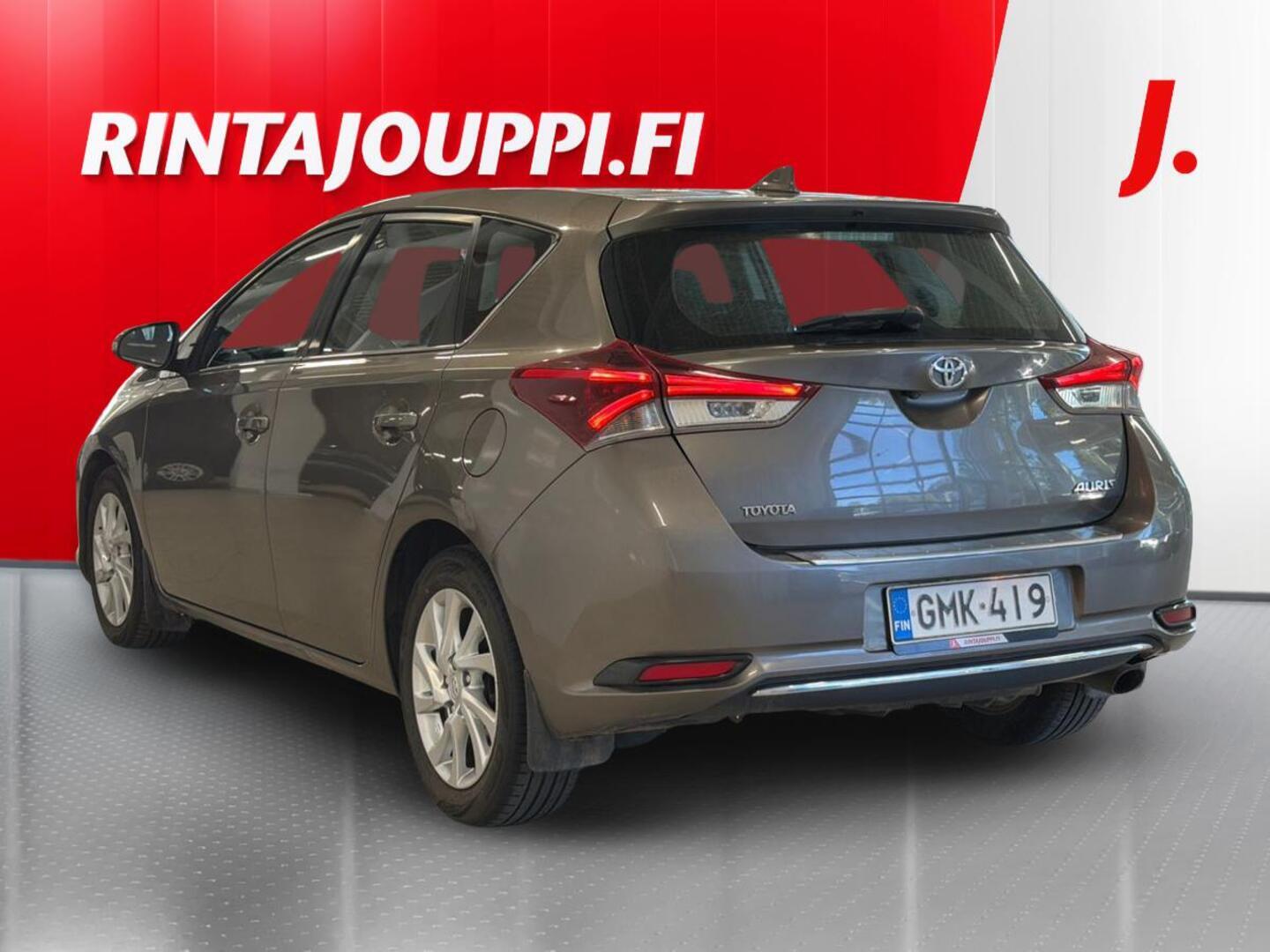 TOYOTA Auris 2017