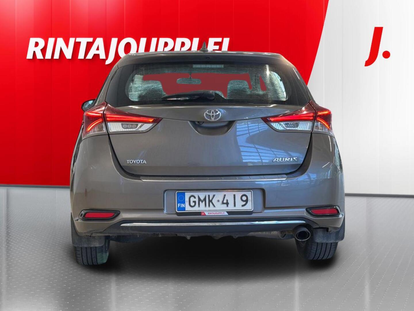 TOYOTA Auris 2017