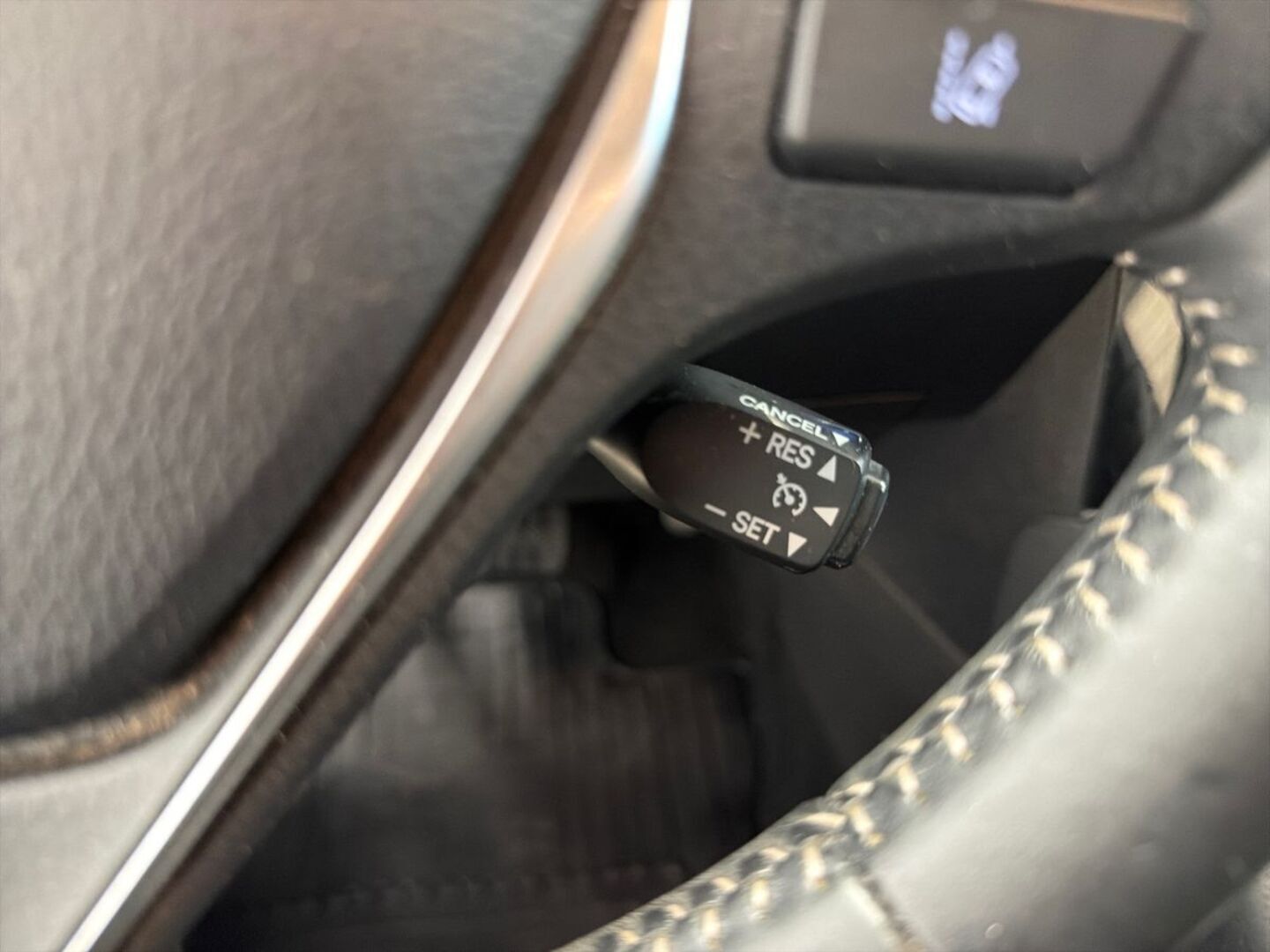 TOYOTA Auris 2018