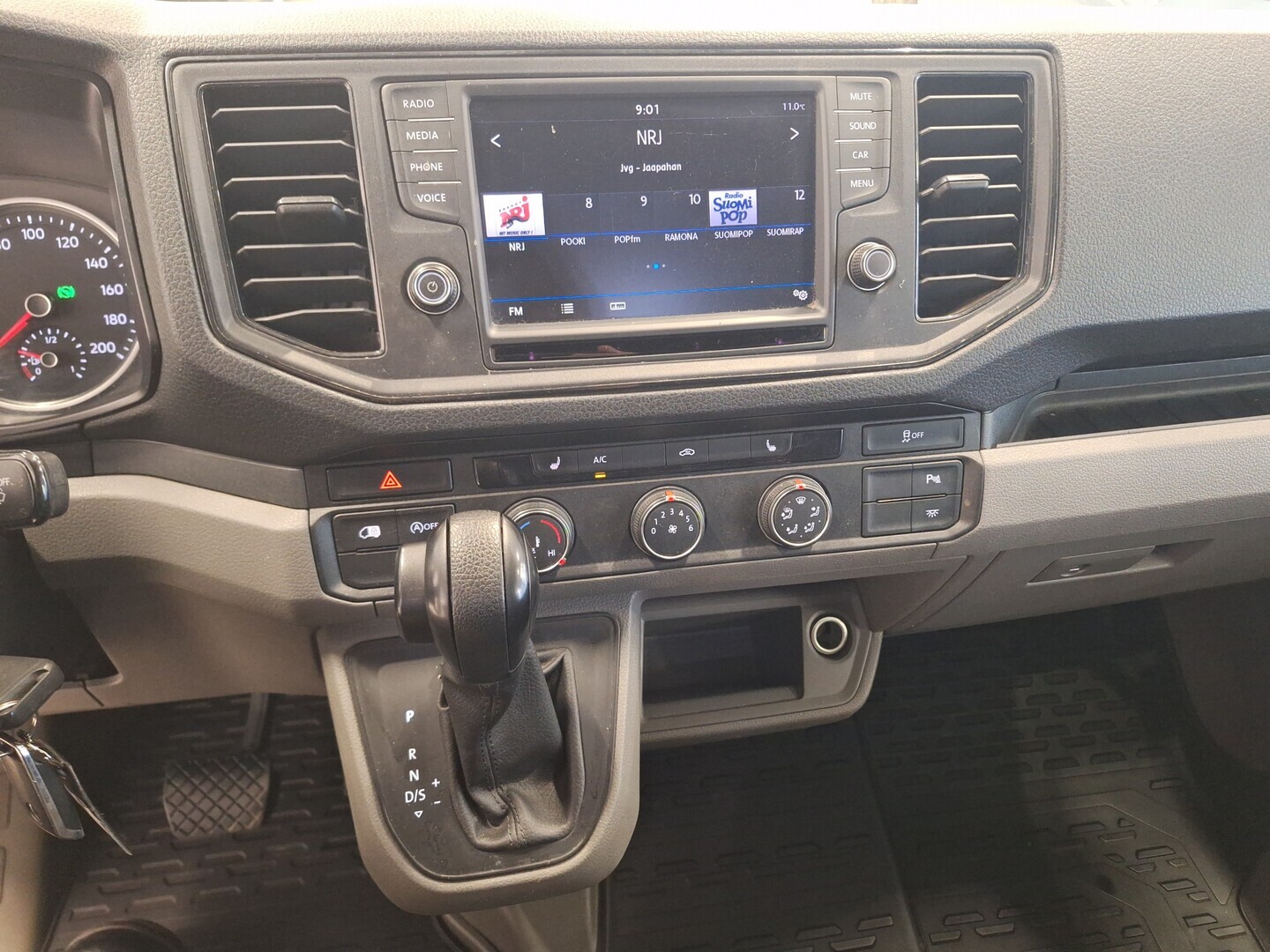 VOLKSWAGEN Crafter 2020