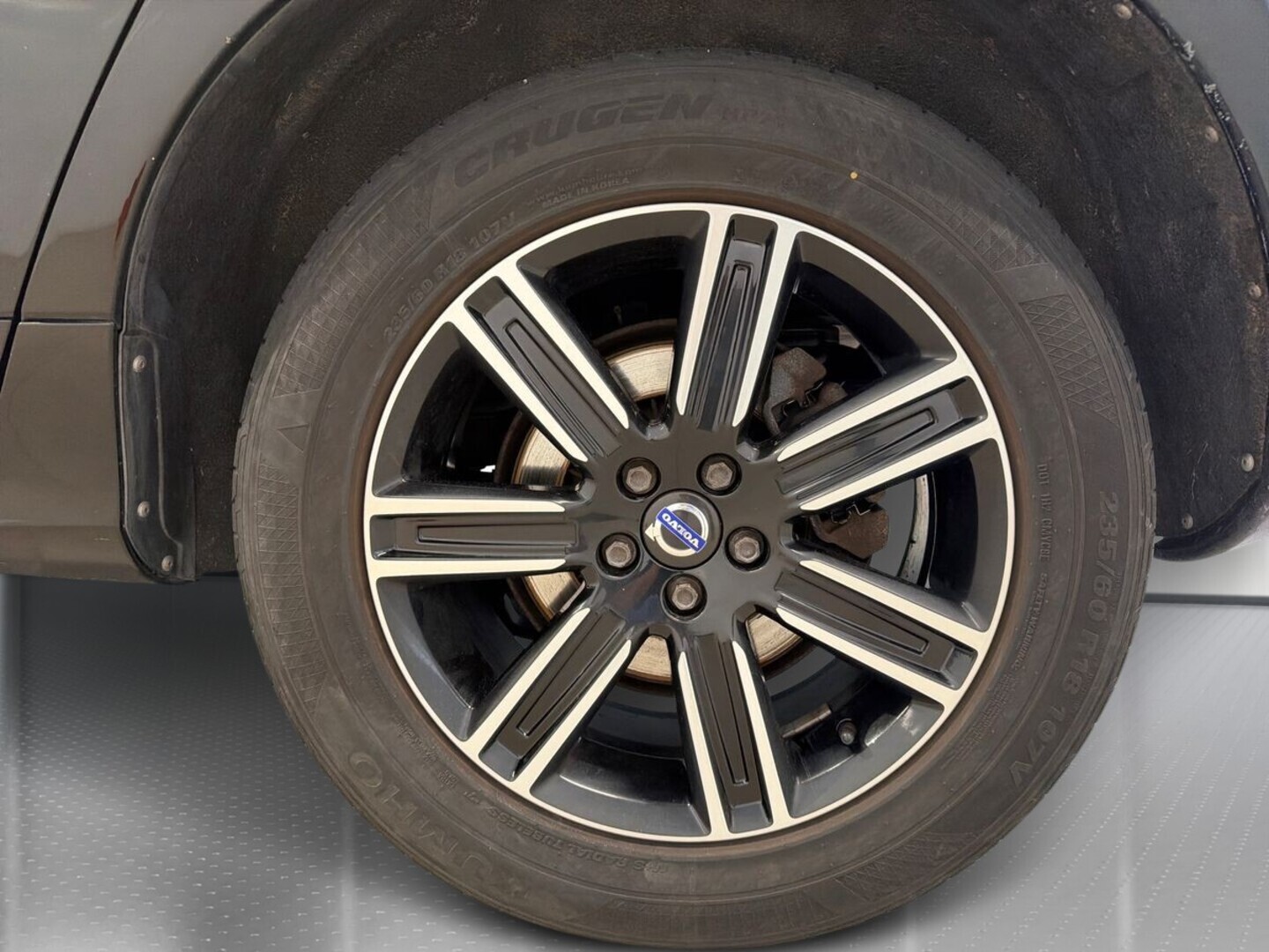 VOLVO XC60 2017