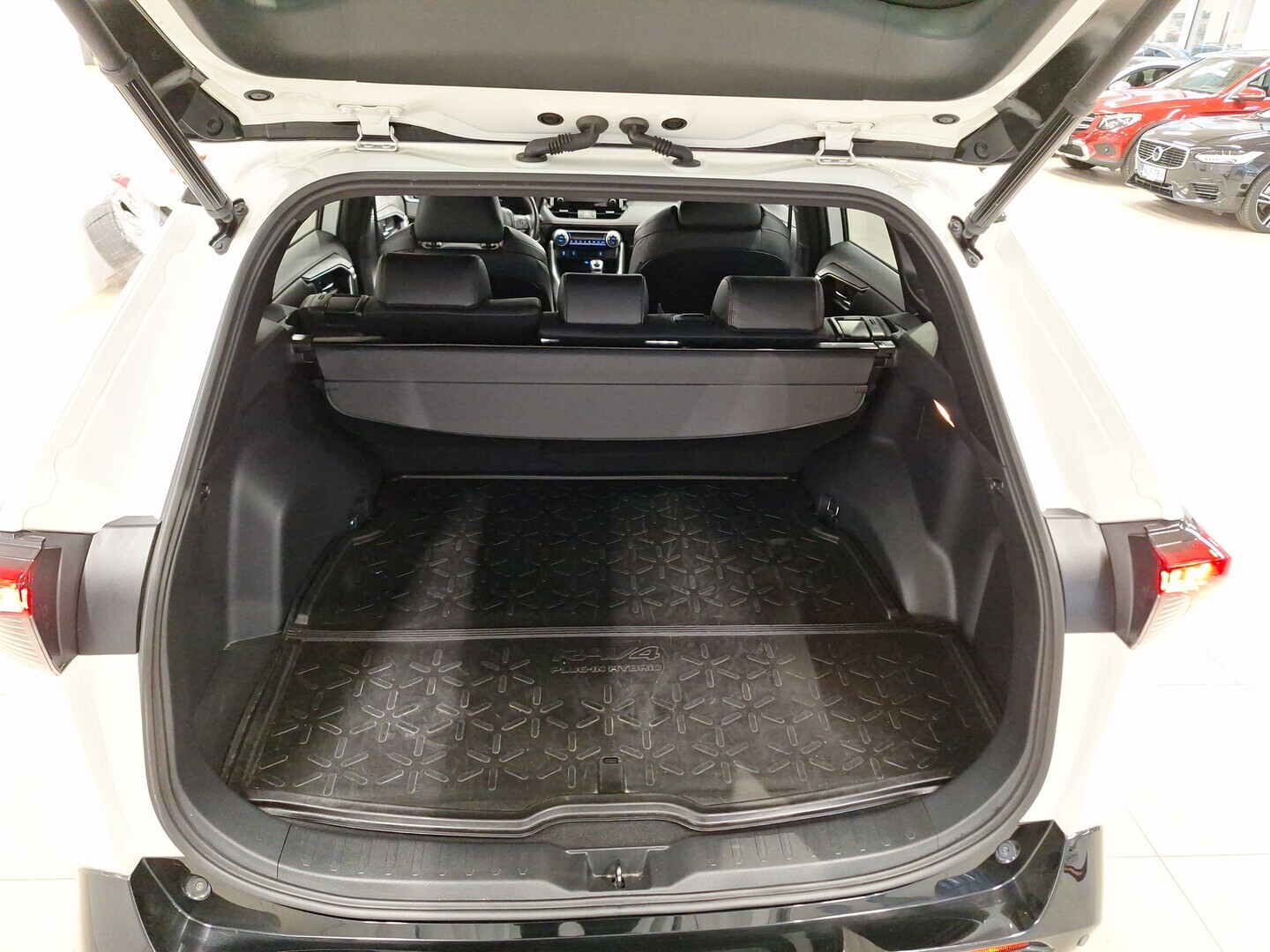 TOYOTA RAV4 PLUG-IN 2020