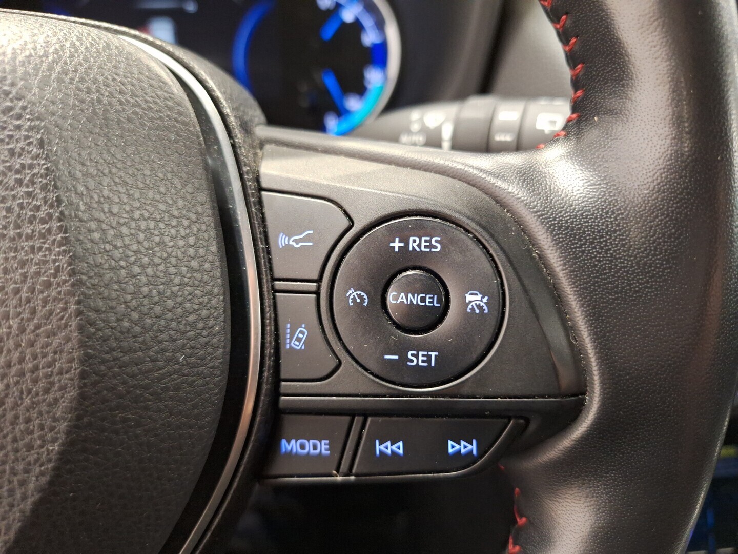 TOYOTA RAV4 PLUG-IN 2020