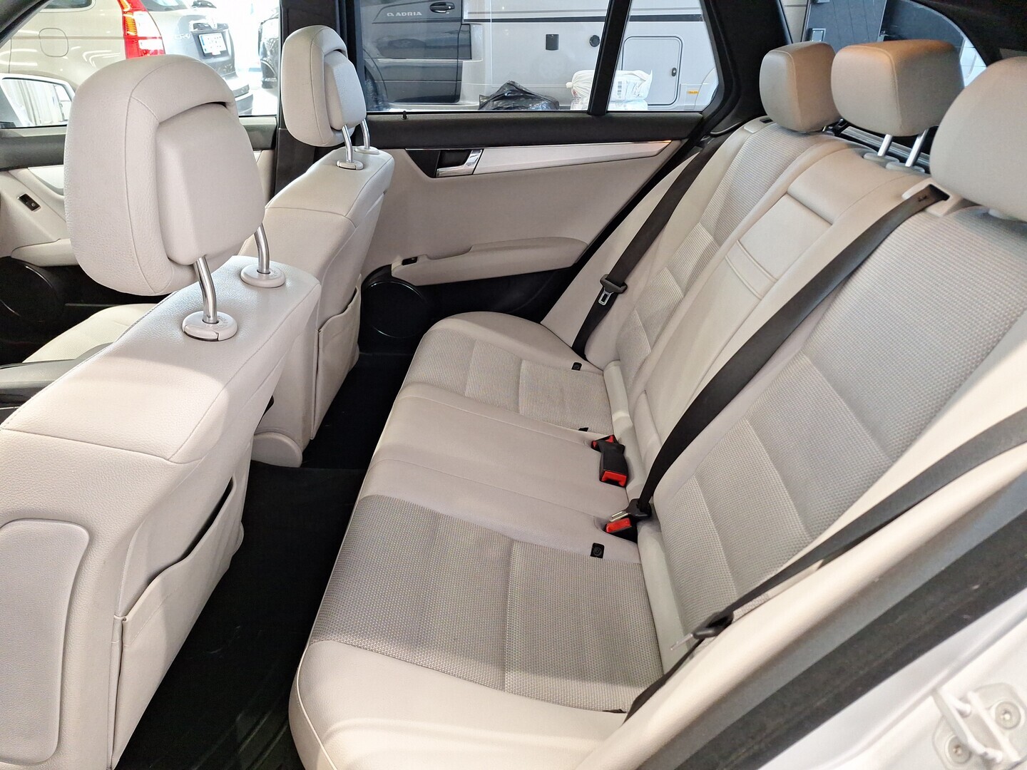 MERCEDES-BENZ C 2010