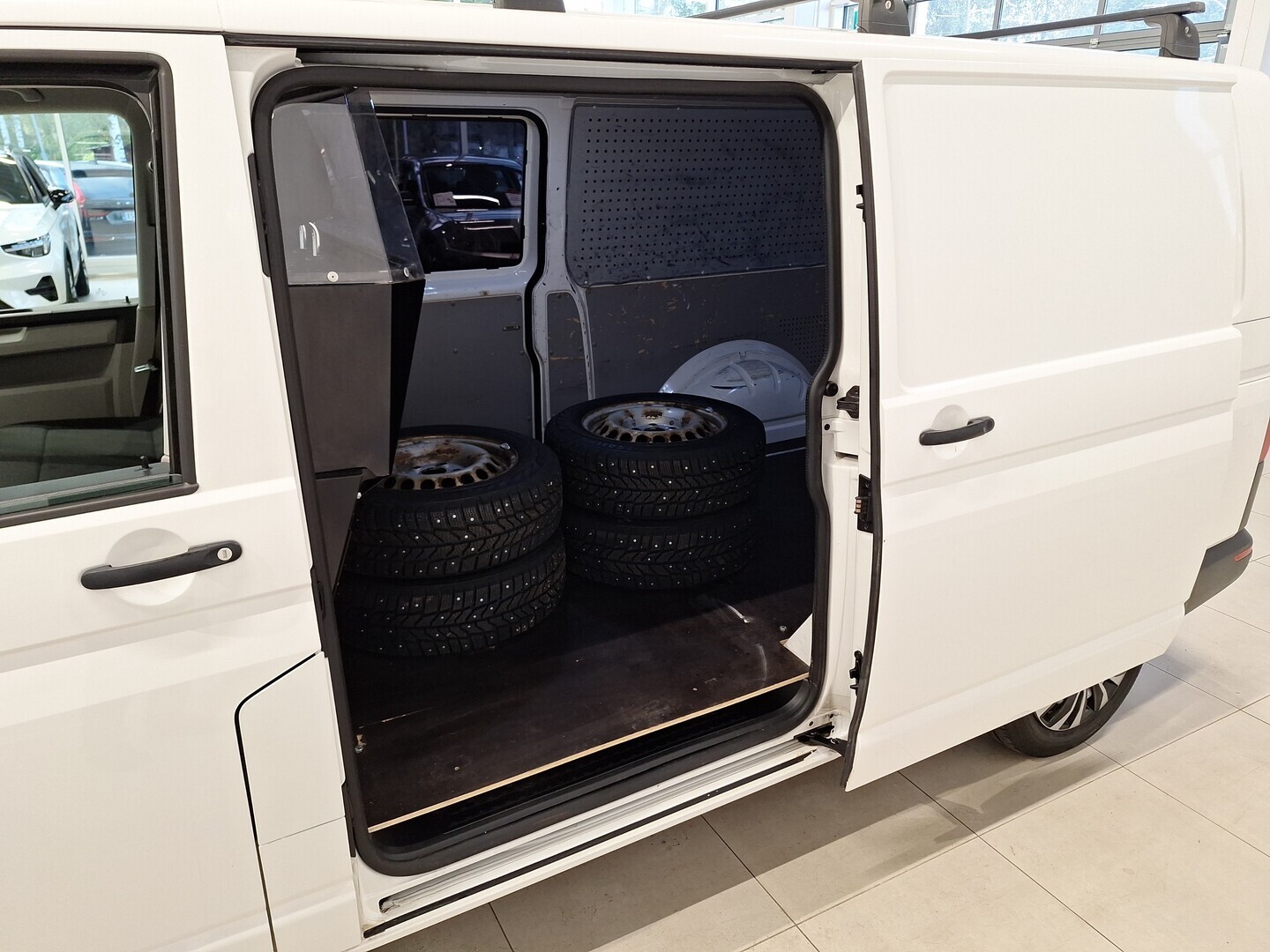 VOLKSWAGEN Transporter 2018