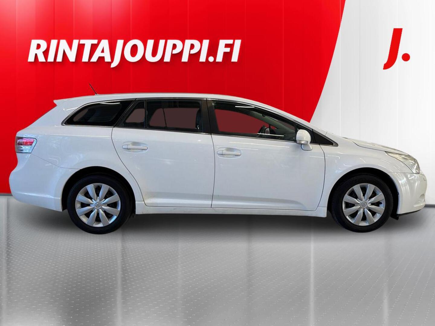 TOYOTA Avensis 2011