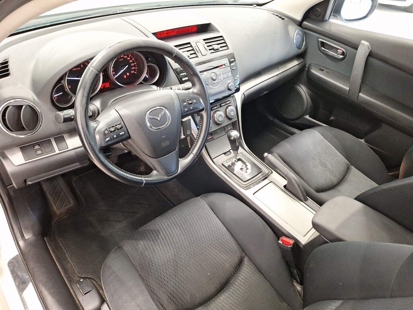 MAZDA 6 2011