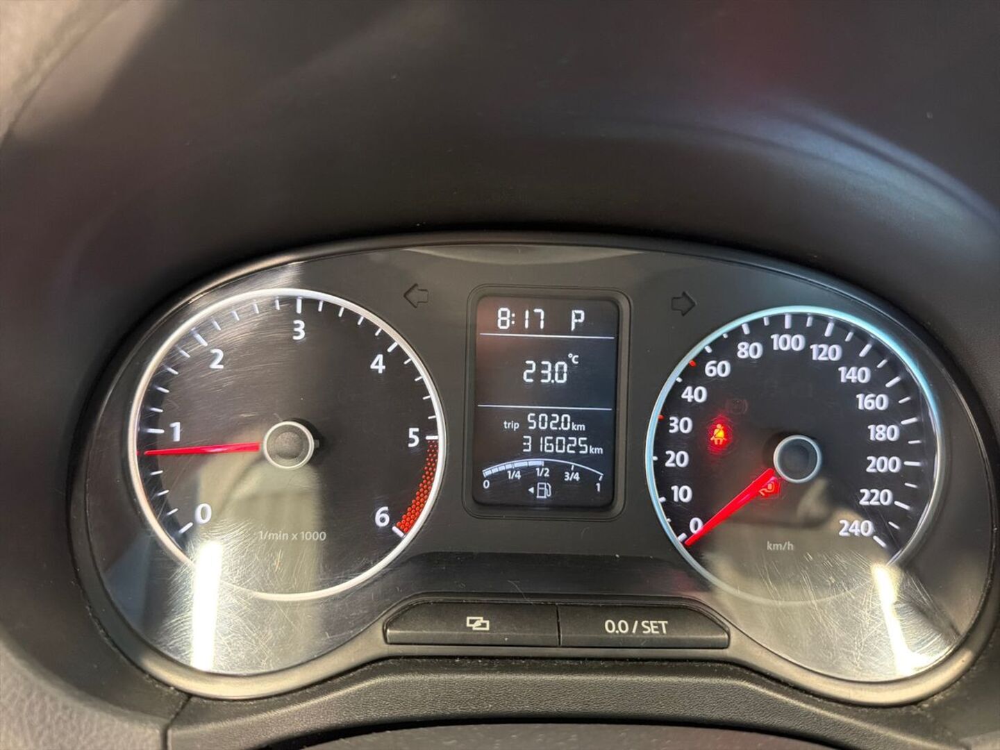 VOLKSWAGEN Amarok 2013