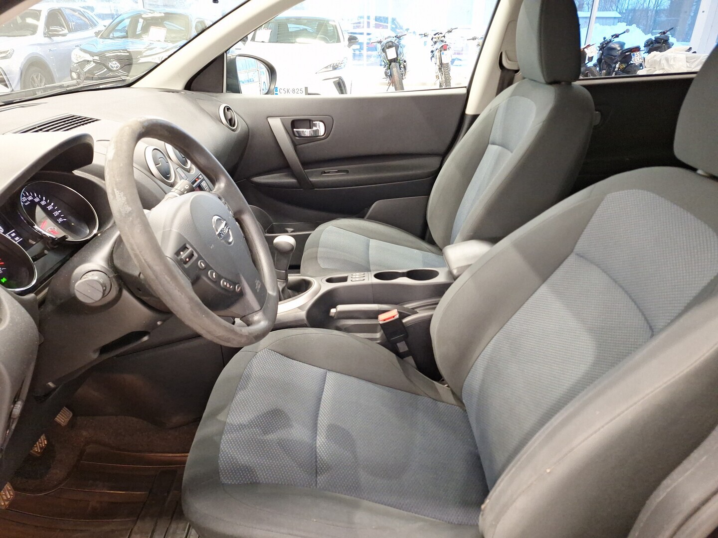 NISSAN Qashqai 2013