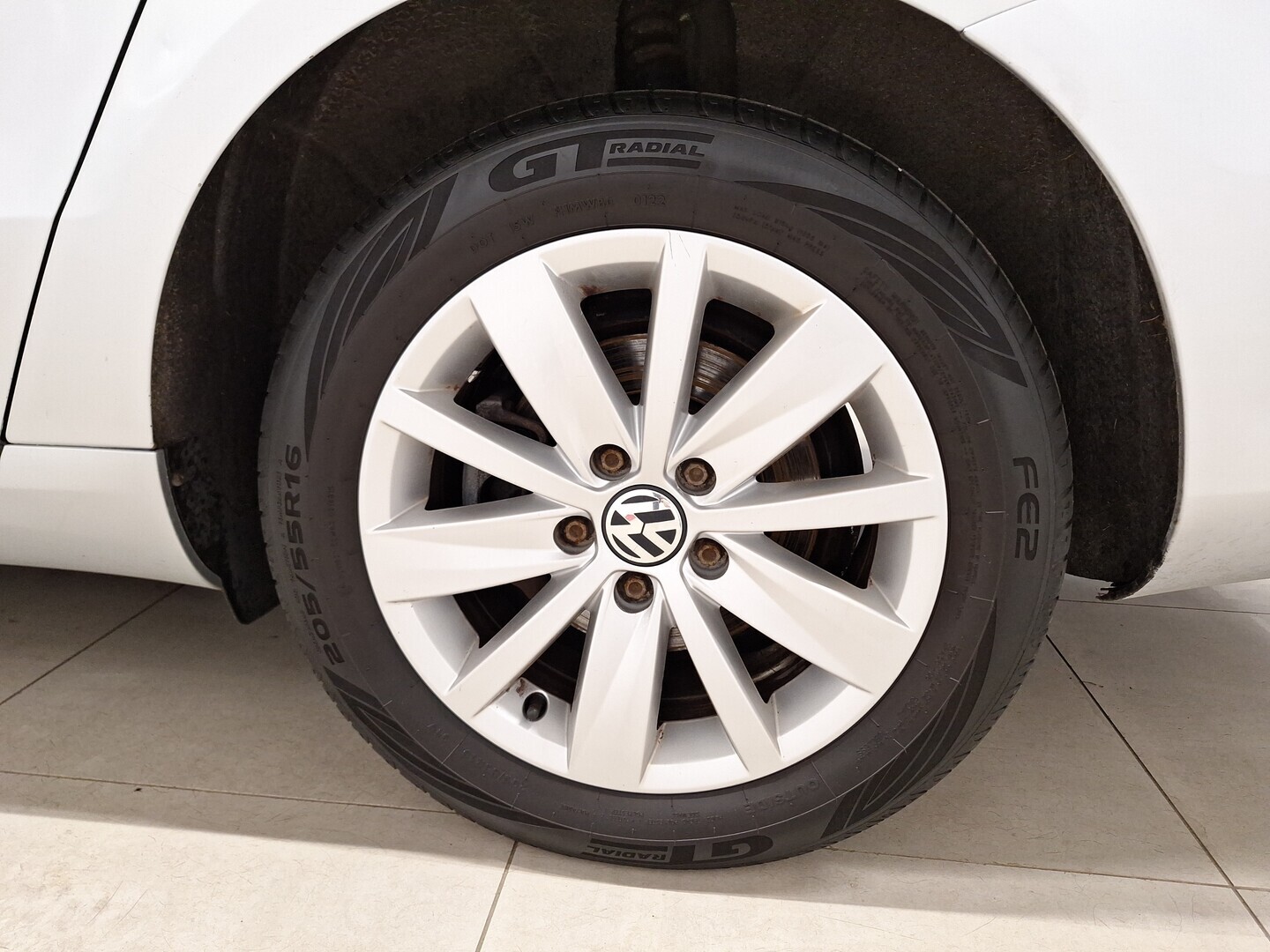 VOLKSWAGEN Passat 2014