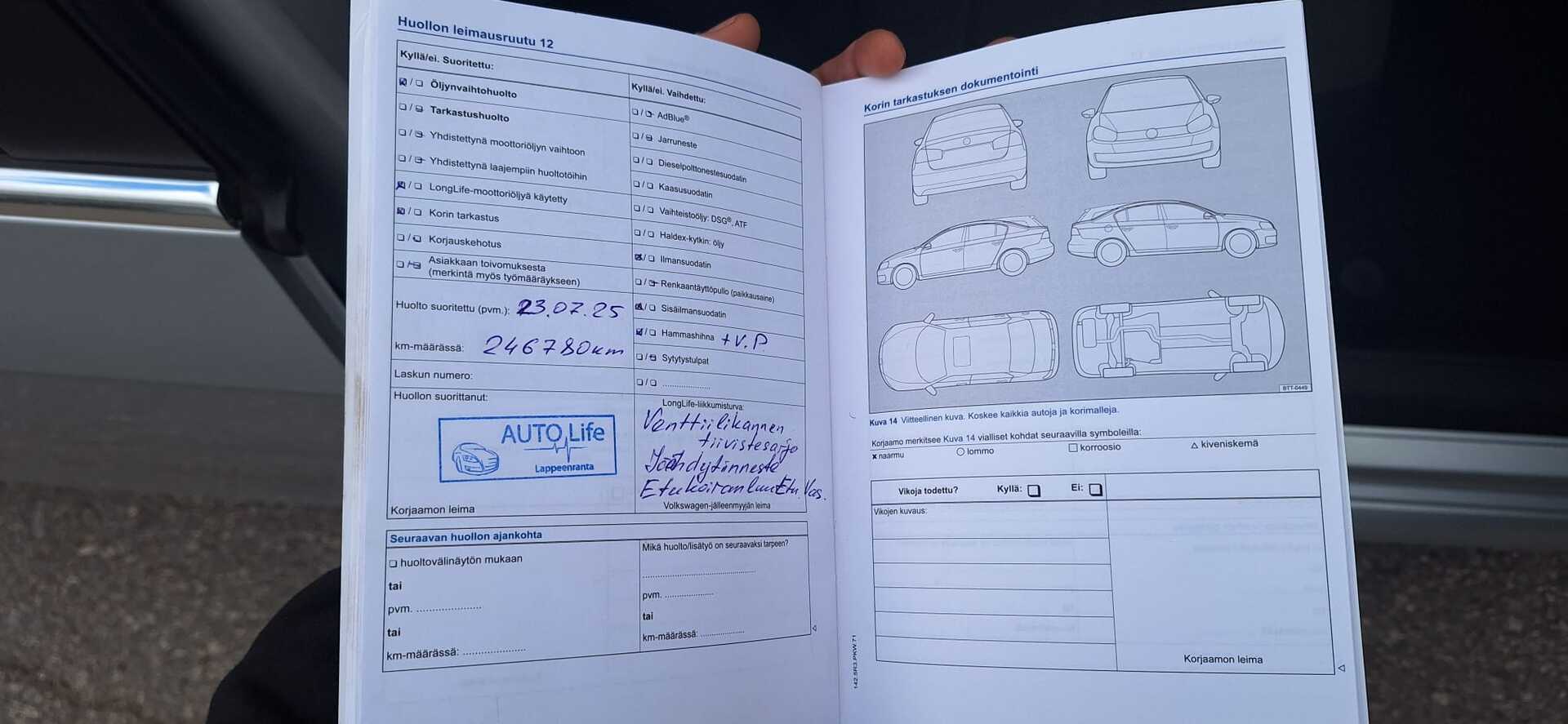 VOLKSWAGEN Passat 2014