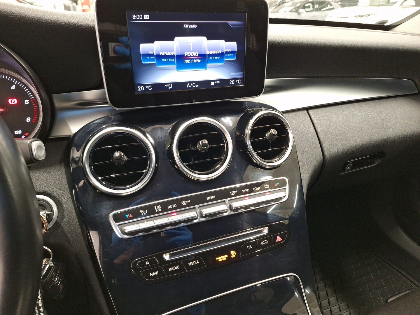 MERCEDES-BENZ C 2016