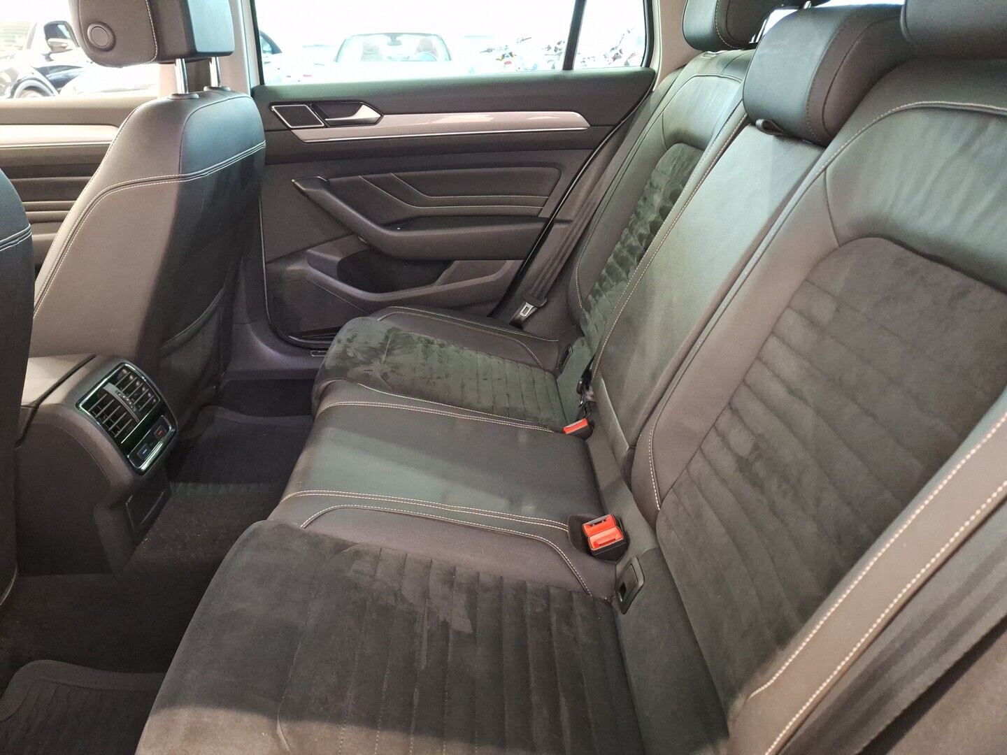 VOLKSWAGEN Passat 2020