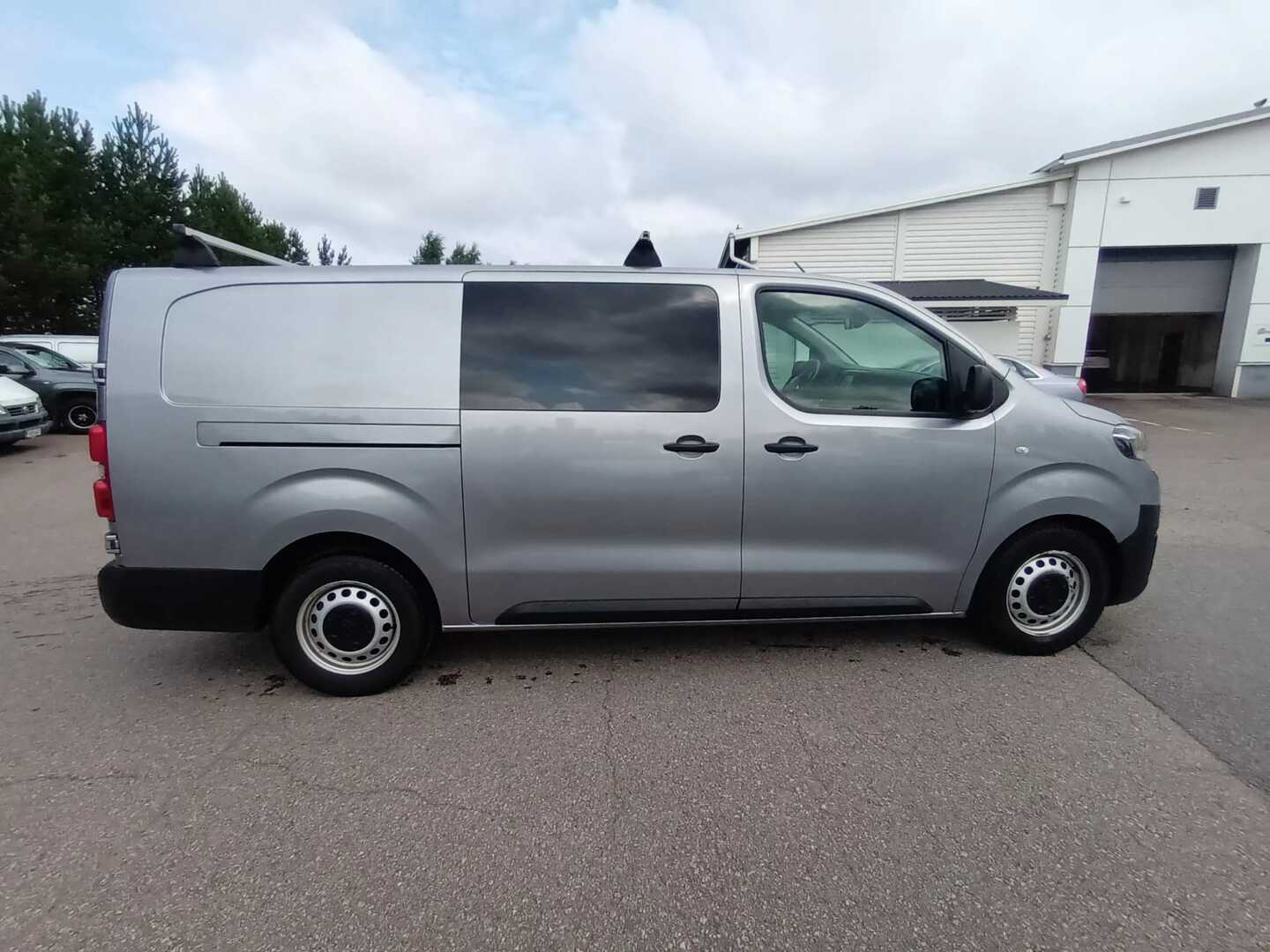 TOYOTA Proace 2021