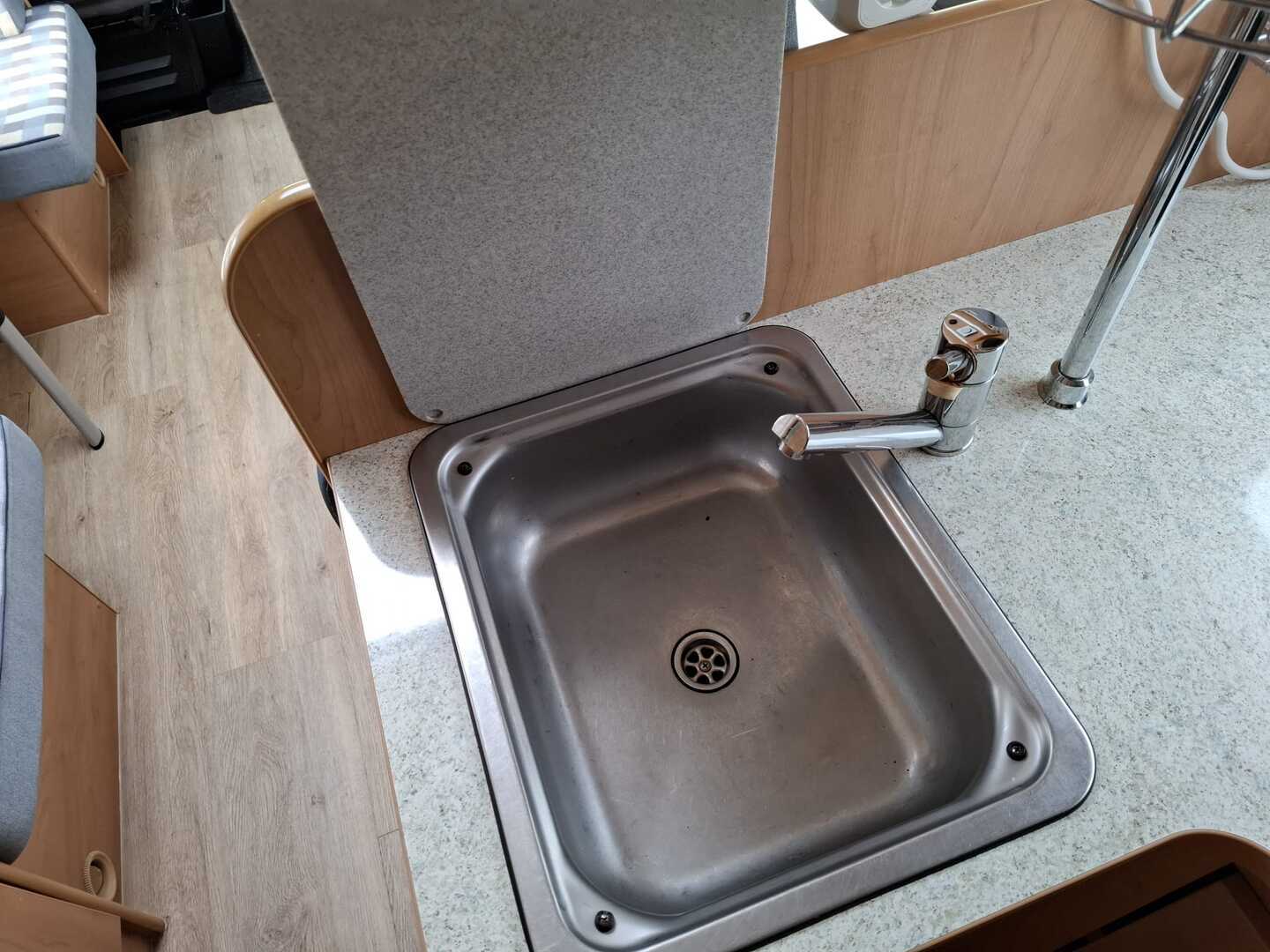 BÜRSTNER A 645 ACTIVE 2003