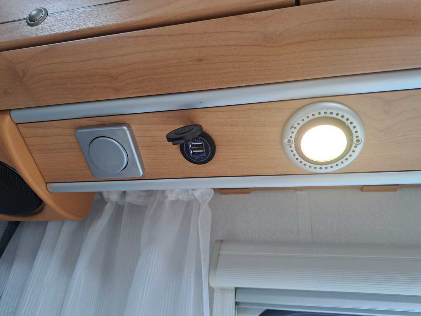 BÜRSTNER A 645 ACTIVE 2003