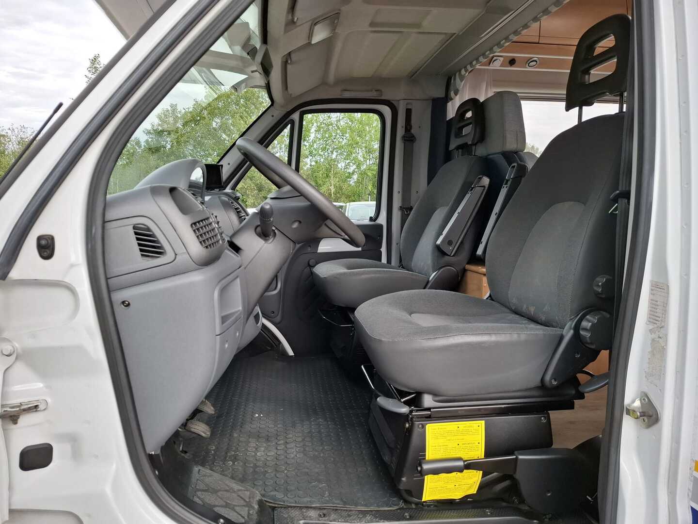 BÜRSTNER A 645 ACTIVE 2003